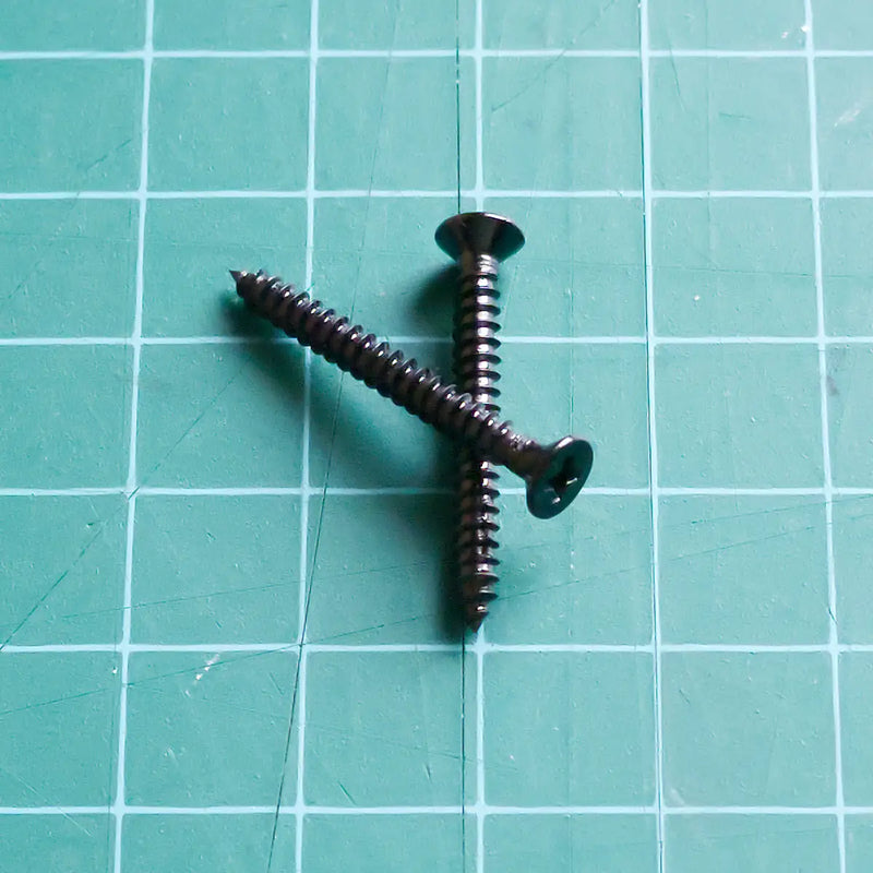 2 x 1-inch screws (#4)