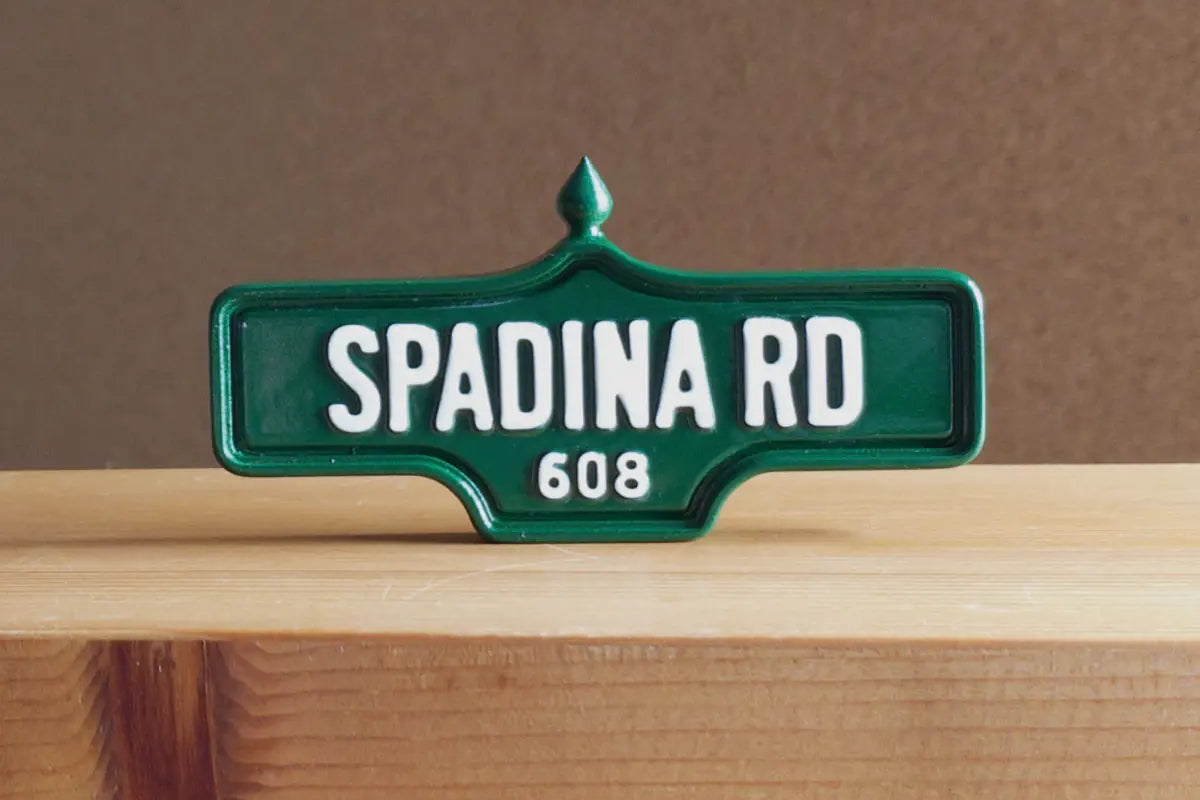 Front view of Spadina Rd #608 Magnet - Standard Finish, miniature replica Toronto Forest Hill acorn street sign
